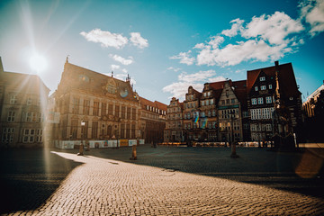 Ghost Town - deserted Marketplace in Bremen in the sunshine - obrazy, fototapety, plakaty