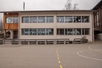 Corona virus - geschlossene Schulen und Kindertagesstätten , .Aufgrund des Corona-Virus sind...