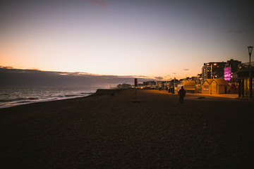 Obraz premium coucher de soleil sur la plage de Brighton