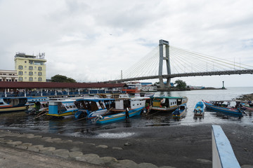 Manado, Brücke