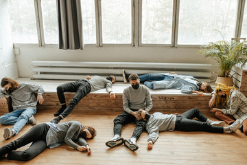 edipemy, covid-19 disease or coronavirus entails poor health, fatal outcome. people with fever heat...