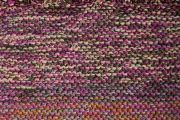 Multicolored knitted texture in macro using shawl technique