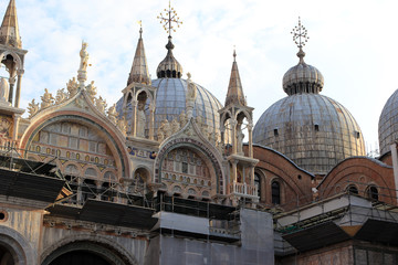 Fototapeta na wymiar Iglesia San Marcos en Venecia