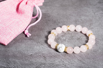 rose quartz bracelet with howlite