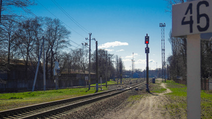 Railway traffic lights show a stop signal .