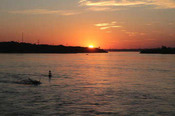 Pôr do Sol - Rio Paraná