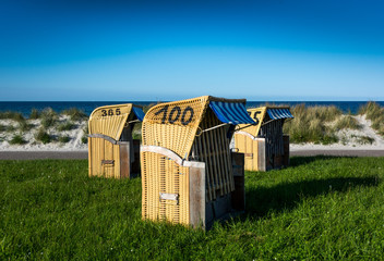 Strandkorb with ocean background