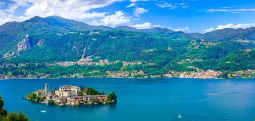 Foto auf Glas Beautiful lakes of Italy - lago d'Orta (Orta San Giulio ) and small pictorial island with monastery and village . Piedmont © Freesurf