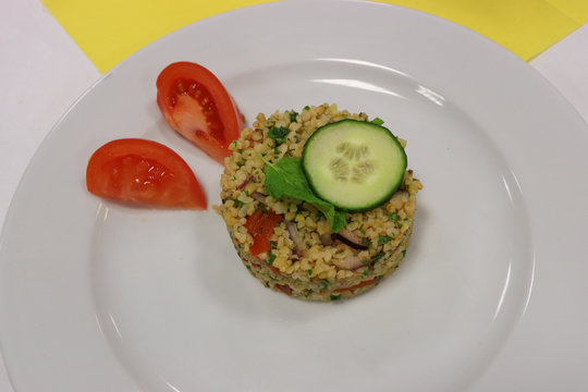 Taboul&eacute; libanais aux rougets
