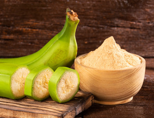 Musa Paradisiaca - Organic green plantain flour © Luis Echeverri Urrea