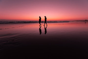 Fototapeta premium silhouette at sunset