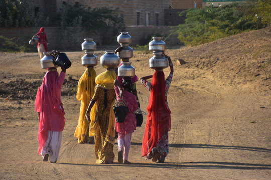 民族衣装 Images Browse 5 366 Stock Photos Vectors And Video Adobe Stock