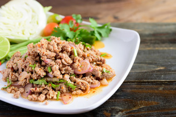 Thai food, spicy minced pork salad (Larb Moo)