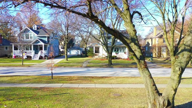 Slider View of a Beautiful Suburban Neighborhood in Chicago