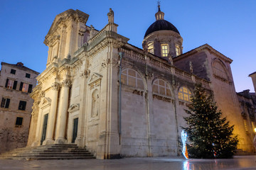 Obraz premium Dubrovnik, Croatia - October 30th 2018: Iconinc church in Dubrovnik Old Town