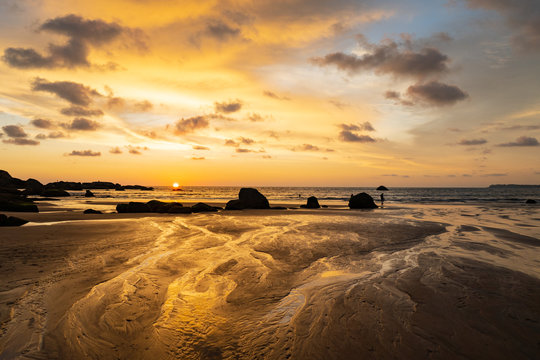 beautiful colorful sunset on agonda beach in goa, india