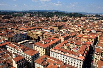 Fototapeta na wymiar Firenze, Italy - April 21, 2017: Aerial view of Florence city center, Firenze, Tuscany, Italy