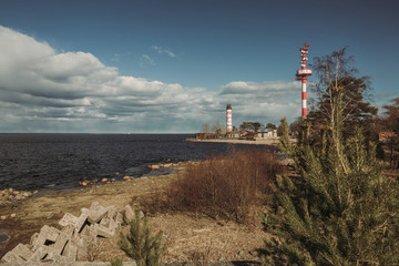 Fototapeta na wymiar lighthouse on the coast of the north sea
