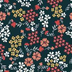 Trendy fabric pattern with small flowers.  - 332354510