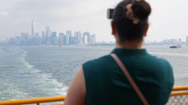 Girl Taking picture of Manhattan New York City in 4K Slow motion 60fps