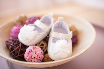 marshmallows in a bowl