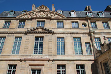 sale mansion in paris (france)