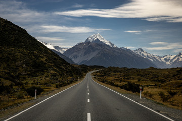 Road to the Hooker Valley