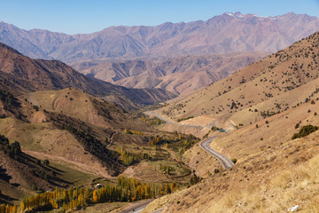 A 373 Tashkent-Osh highway, Kamchik pass Uzbekistan. mountain road.
