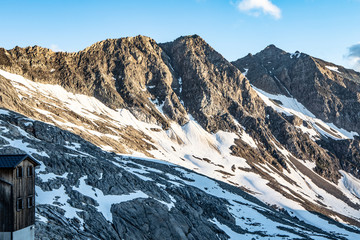 chalet hut peak mountain south tyrol