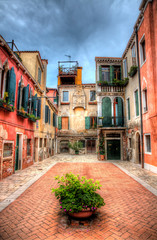 Fototapeta na wymiar Small Square in Venice