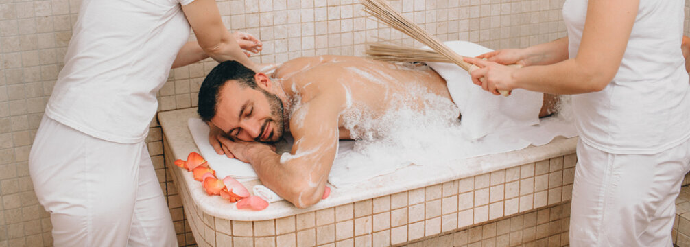 Qorqinchli onlayn porno Gulliverning birinchi versiyasi Lilliputlar mamlakatida jinsiy aloqa