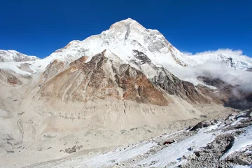Verduisterende rolgordijnen Makalu Mount Makalu, Barun-vallei, Nepal Himalaya-bergen