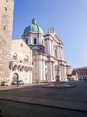Fototapeta na wymiar The New Cathedral of Salamanca in Brescia