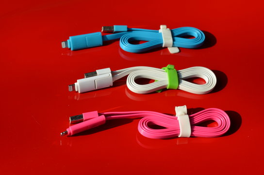 akcesoria rsm , gsm , kable usb , kable hdmi , micro usb , kable , akcesoria , elektryczne ,do telefonu , do smartfona ,