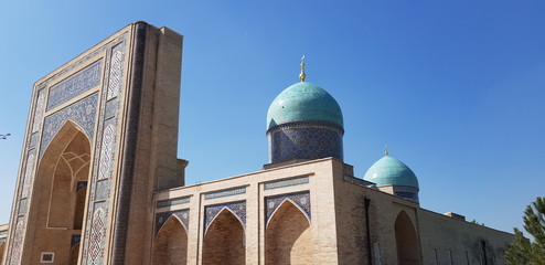 mosque in abu dhabi united arab emirates