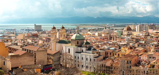Panorama della città di Cagliari, Sardegna, Italia