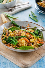 Pork noodle stir-fry with vegetables