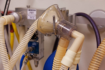 respiratory mask for nitrous oxide with hoses