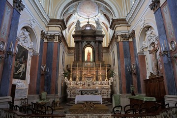 Fototapeta na wymiar Sorrento - Interno della chiesa dell'Annunziata