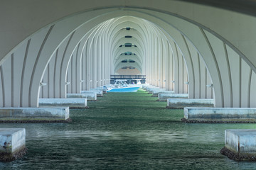 Fisherman cathedral under the bridge 