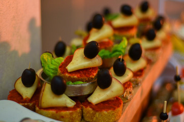 
delicious and beautiful healthy food for gala evenings and evenings for the elite