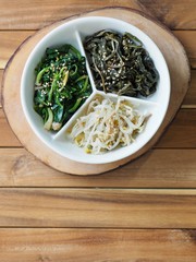 한국의 음식 세가지 나물, 시금치, 숙주나물