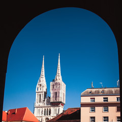 Obraz premium Zagreb cathedral from Dolac market