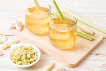 iced lemon grass juice