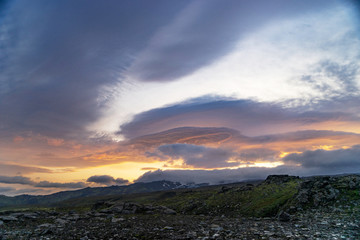 Obraz premium Mountain valley during sunrise. Natural summer landscape