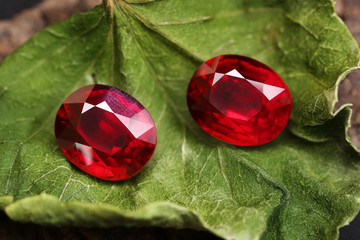 Red Gem Art and Decoration Gemstone RED RUBY