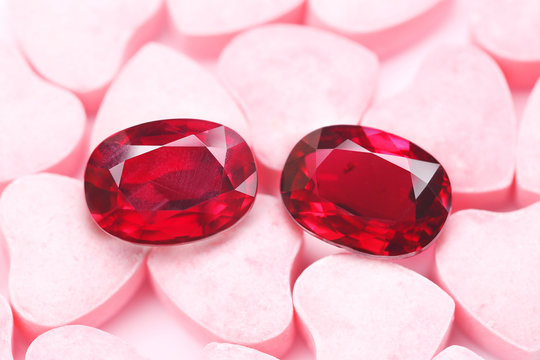 Red Gem Art and Decoration Gemstone RED RUBY