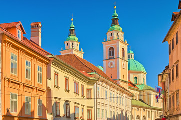 Fototapeta na wymiar Historical architecture in the old town of Ljubljana, Slovenia