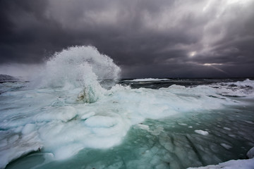 Arktyczny sztorm na południowym Spitsbergenie © blackspeed