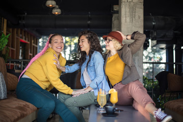 Use the day with friends.